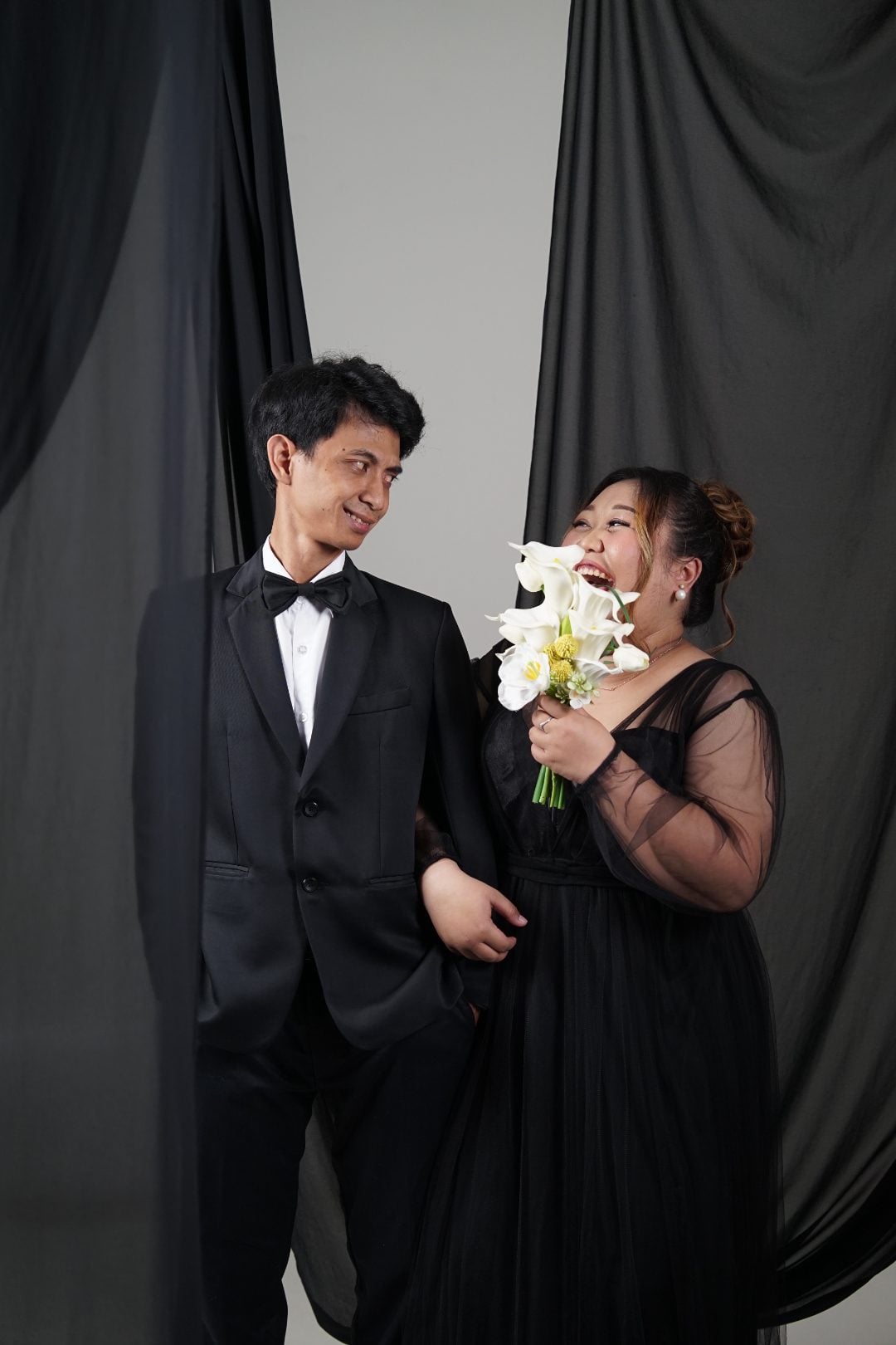 Momen candid Yuni dan Arya